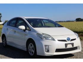 プリウス　1.8 S　検二年　ワンオーナー　ETC　バックカメラ　フルセグ　自社　ローンカノウ 2WD 1800