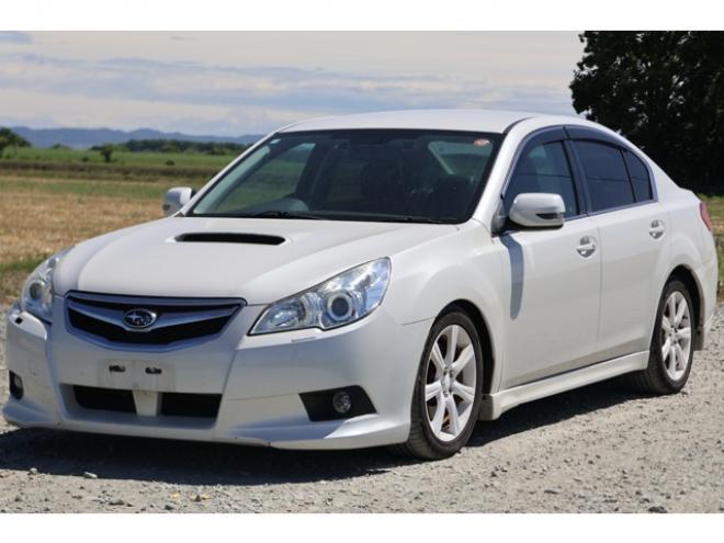レガシィB4 2.5 GT アイサイト 4WD　検二年　ターボ　アイサイト　HDDナビ　自社　ローンカノウ 2500