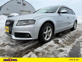 アウディ　A4アバント 2.0 TFSI クワトロ 4WD　純正ナビ・TV　バックカメラ　ETC　Dレコーダー　夏冬タイヤ付き 正規輸入車 2000