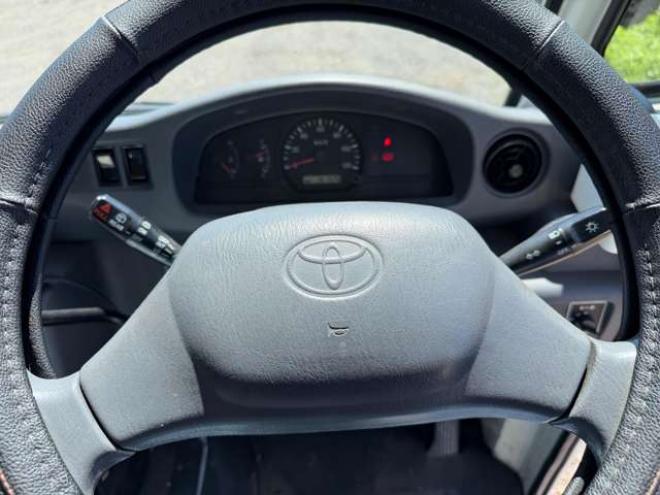 トヨエースアーバンサポーター 4WD　パワーリフトゲート　DX　3.0ディーゼル 3000