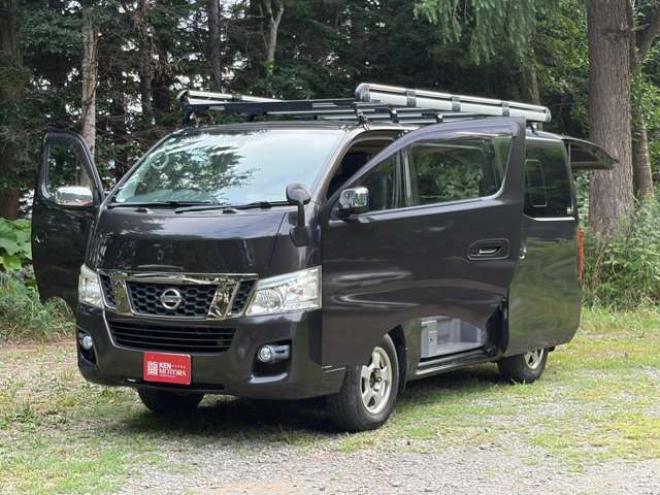 キャラバンNV350 2.5プレミアムGXクロムギアパッケージ バージョンブラック ロングディーゼルターボ4WD　プレミアムGX　クロムギアパッケージ　バージョンブラック　ETC　バックカメラ　ナビ　TV　両側スライドドア　オートライト　電動格納ミラー　AT　ルーフキャリア　アルミホイール 2500