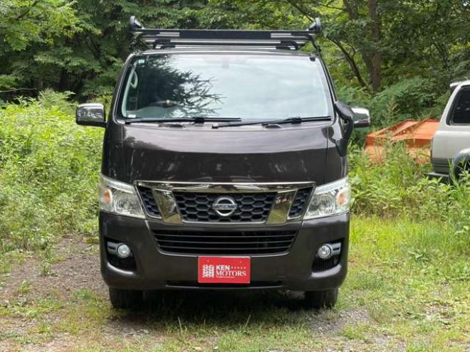 キャラバンNV350 2.5プレミアムGXクロムギアパッケージ バージョンブラック ロングディーゼルターボ4WD　プレミアムGX　クロムギアパッケージ　バージョンブラック　ETC　バックカメラ　ナビ　TV　両側スライドドア　オートライト　電動格納ミラー　AT　ルーフキャリア　アルミホイール 2500