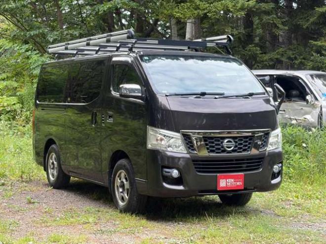 キャラバンNV350 2.5プレミアムGXクロムギアパッケージ バージョンブラック ロングディーゼルターボ4WD　プレミアムGX　クロムギアパッケージ　バージョンブラック　ETC　バックカメラ　ナビ　TV　両側スライドドア　オートライト　電動格納ミラー　AT　ルーフキャリア　アルミホイール 2500