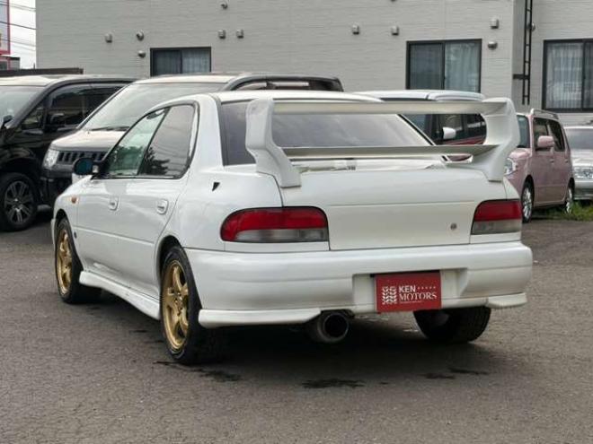 インプレッサSTI 2.0 WRX バージョンIV 4WD　4WD　ETC　ナビ　アルミホイール　MT　ABS　エアコン　パワーステアリング 2000