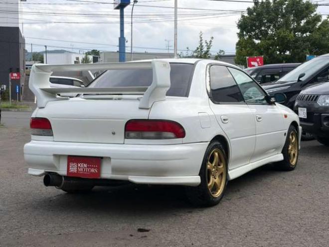 インプレッサSTI 2.0 WRX バージョンIV 4WD　4WD　ETC　ナビ　アルミホイール　MT　ABS　エアコン　パワーステアリング 2000