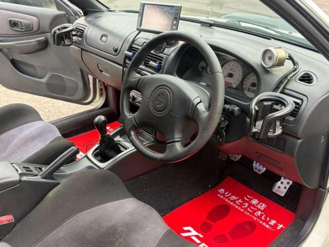 インプレッサSTI 2.0 WRX バージョンIV 4WD　4WD　ETC　ナビ　アルミホイール　MT　ABS　エアコン　パワーステアリング 2000