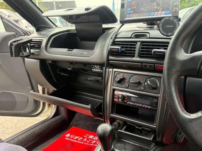 インプレッサSTI 2.0 WRX バージョンIV 4WD　4WD　ETC　ナビ　アルミホイール　MT　ABS　エアコン　パワーステアリング 2000