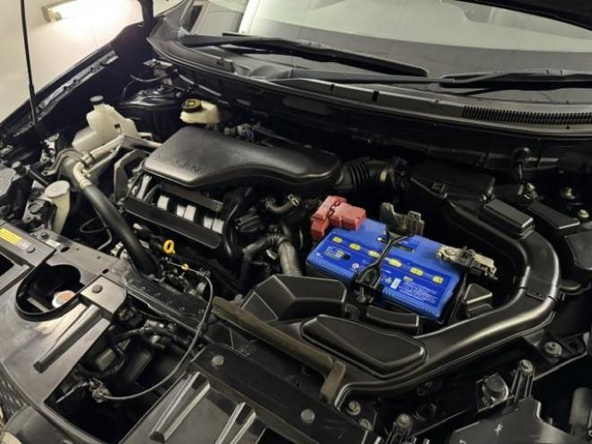 エクストレイル２０Ｘｔ　エマージェンシーブレーキＰＫＧ　本州仕入　禁煙車　寒冷地仕様　パノラミックガラスルーフ　パワーバックドア　全方位アラウンドビューモニター　純正１７インチＡＷ　純正ナビ　フルセグ地デジ　Ｂｌｕｅｔｏｏｔｈ対応　純正ルーフレール　ＥＴＣ 4WD 2000 5Dr