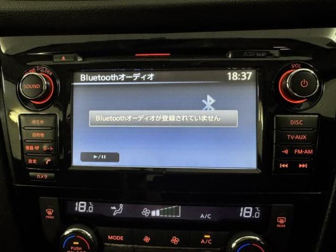 エクストレイル２０Ｘｔ　エマージェンシーブレーキＰＫＧ　本州仕入　禁煙車　寒冷地仕様　パノラミックガラスルーフ　パワーバックドア　全方位アラウンドビューモニター　純正１７インチＡＷ　純正ナビ　フルセグ地デジ　Ｂｌｕｅｔｏｏｔｈ対応　純正ルーフレール　ＥＴＣ 4WD 2000 5Dr