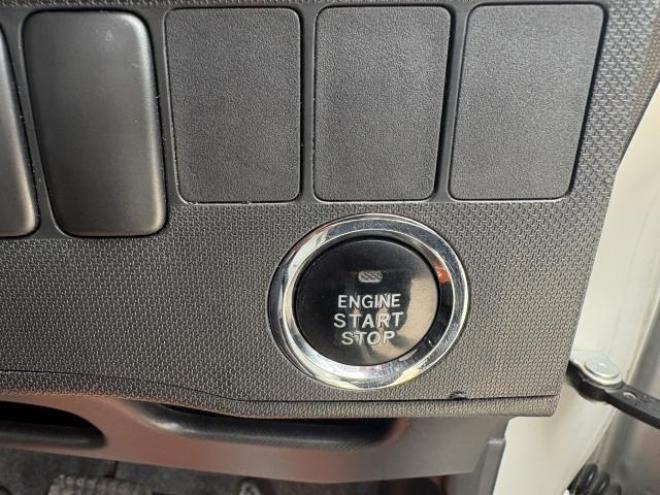 ムーヴ（特別価格車）カスタムXリミテッド 4WD 660 5Dr