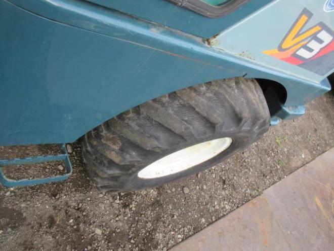 ホイールローダヤンマーV3-3 4WD 2Dr