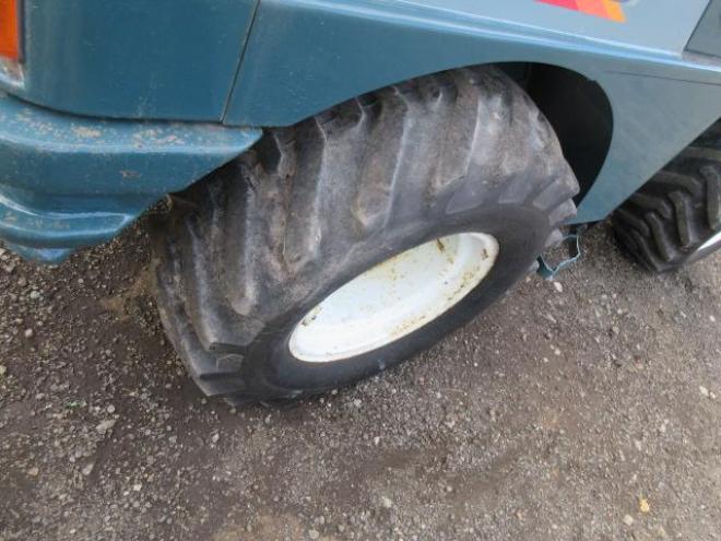 ホイールローダヤンマーV3-3 4WD 2Dr