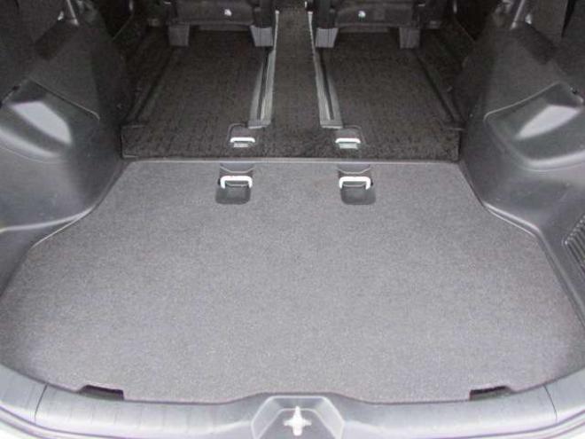 ヴォクシー2.0 ZS 煌II 4WD　純正9インチナビ/フルセグTV/バックカメラ/ビルトインETC/フリップダウンモニター/衝突軽減ブレーキ/LEDヘッドライト・フォグ/スマートキー一体式エンジンスターター/クルーズコントロール/両側パワースライドドア 2000
