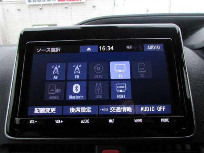 ヴォクシー2.0 ZS 煌II 4WD　純正9インチナビ/フルセグTV/バックカメラ/ビルトインETC/フリップダウンモニター/衝突軽減ブレーキ/LEDヘッドライト・フォグ/スマートキー一体式エンジンスターター/クルーズコントロール/両側パワースライドドア 2000