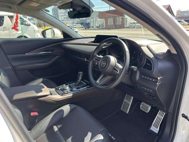 CX-301.8 XD Lパッケージ ディーゼルターボ 4WD　ディーゼルターボ 360°セーフティパッケージ CD DVD フルセグTV Bluetooth　パワーバックドア ISOFIX対応 シートメモリー アイドリングストップ MTモード　シートヒーター ステアリングスイッチ クルコン 1800