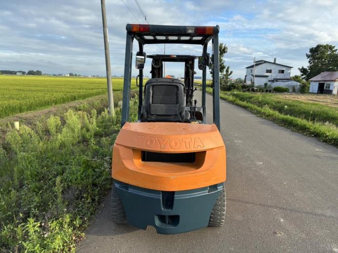 フォークリフトトヨタ 7FD25 2.5トン ディーゼル フルフリー3段マスト サイドシフト