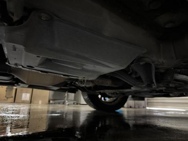 ヴェルファイア３．５Ｚ　ゴールデンアイズⅡ　本州仕入　禁煙車　リアエンターテイメント　プレミアムサウンド　純正リアフリップダウンモニター　全方位カメラ　純正ブラックハーフレザーシート　純正１８インチＡＷ　両側パワースライドドア　パワーバックドア 4WD 3500 5Dr