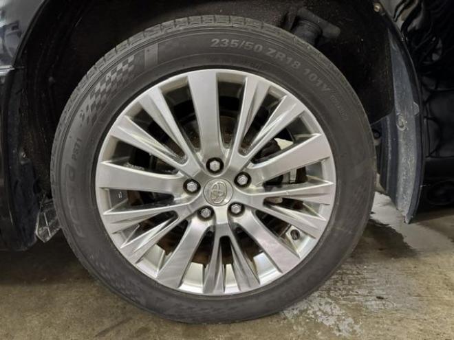 ヴェルファイア３．５Ｚ　ゴールデンアイズⅡ　本州仕入　禁煙車　リアエンターテイメント　プレミアムサウンド　純正リアフリップダウンモニター　全方位カメラ　純正ブラックハーフレザーシート　純正１８インチＡＷ　両側パワースライドドア　パワーバックドア 4WD 3500 5Dr