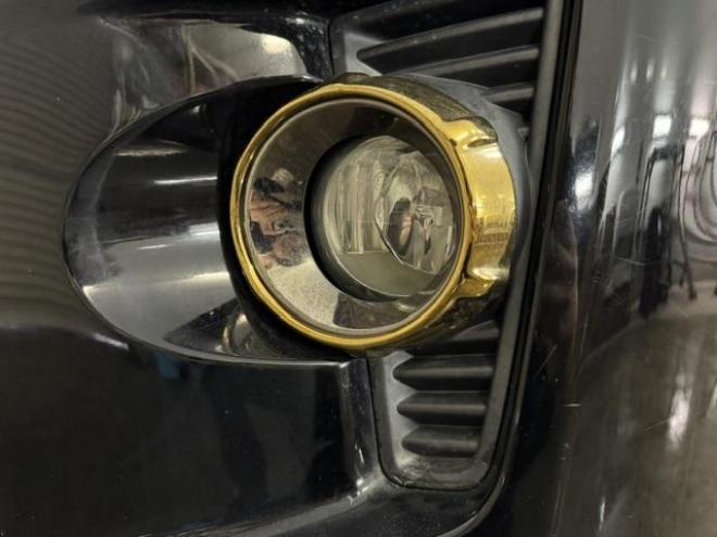 ヴェルファイア３．５Ｚ　ゴールデンアイズⅡ　本州仕入　禁煙車　リアエンターテイメント　プレミアムサウンド　純正リアフリップダウンモニター　全方位カメラ　純正ブラックハーフレザーシート　純正１８インチＡＷ　両側パワースライドドア　パワーバックドア 4WD 3500 5Dr