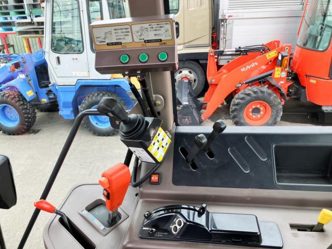 トラクタークボタ　中古　トラクター　M100