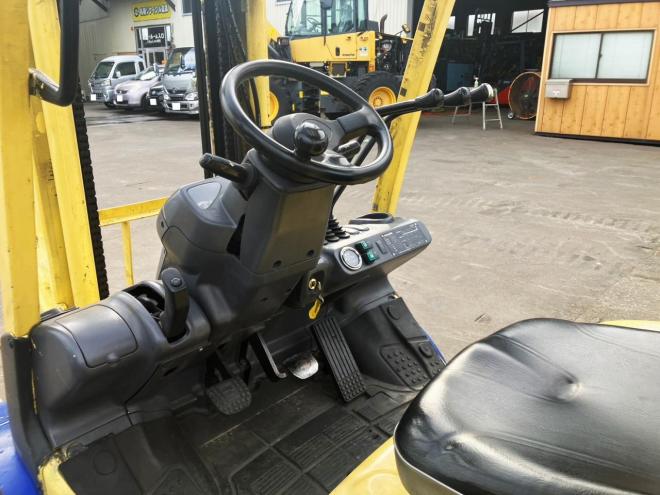 フォークリフトコマツ　中古　FD20T-17　建機