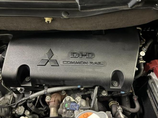 デリカＤ：５　Ｄパワーパッケージ　本州仕入　寒冷地仕様　禁煙車　ディーゼルターボ　ＢＲＵＴ１６インチＡＷ＋ＢＦグッドリッチホワイトレター　純正ナビ　地デジ　アルパインリアフリップダウンモニター　Ｂｌｕｅｔｏｏｔｈ　バックカメラ　ＥＴＣ 4WD 2200 5Dr