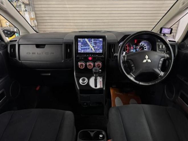 デリカＤ：５　Ｄパワーパッケージ　本州仕入　寒冷地仕様　禁煙車　ディーゼルターボ　ＢＲＵＴ１６インチＡＷ＋ＢＦグッドリッチホワイトレター　純正ナビ　地デジ　アルパインリアフリップダウンモニター　Ｂｌｕｅｔｏｏｔｈ　バックカメラ　ＥＴＣ 4WD 2200 5Dr