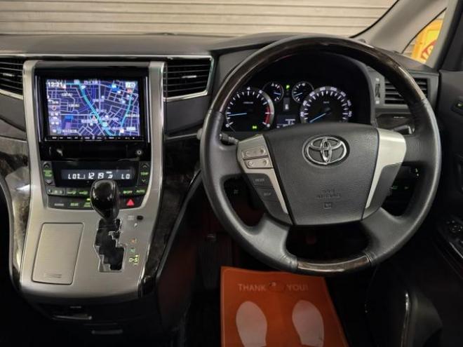 ヴェルファイア３．５Ｚ　Ｇエディション　本州仕入　寒冷地仕様　禁煙車　アルパインビッグＸナビ　アルパイン製リアフリップダウンモニター　純正１８インチＡＷ　社外１６ＡＷ＋スタッドレスタイヤ付　両側パワースライドドア　パワーバックドア　ＥＴＣ 4WD 3500 5Dr