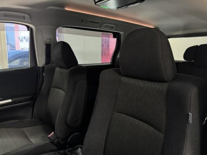 ヴェルファイア３．５Ｚ　Ｇエディション　本州仕入　寒冷地仕様　禁煙車　アルパインビッグＸナビ　アルパイン製リアフリップダウンモニター　純正１８インチＡＷ　社外１６ＡＷ＋スタッドレスタイヤ付　両側パワースライドドア　パワーバックドア　ＥＴＣ 4WD 3500 5Dr