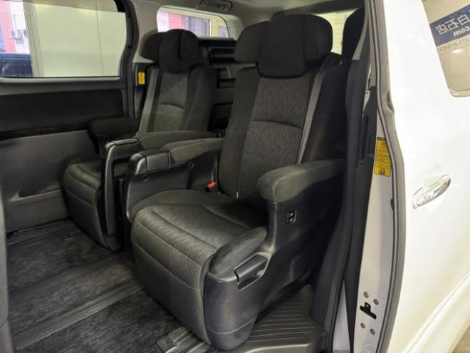 ヴェルファイア３．５Ｚ　Ｇエディション　本州仕入　寒冷地仕様　禁煙車　アルパインビッグＸナビ　アルパイン製リアフリップダウンモニター　純正１８インチＡＷ　社外１６ＡＷ＋スタッドレスタイヤ付　両側パワースライドドア　パワーバックドア　ＥＴＣ 4WD 3500 5Dr
