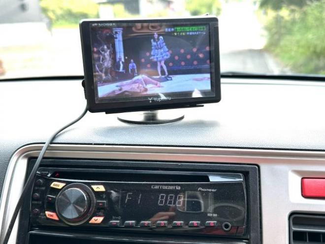 ライフG 4WD ポータブルナビ　ワンセグテレビ　内外装綺麗 4WD 660 5Dr