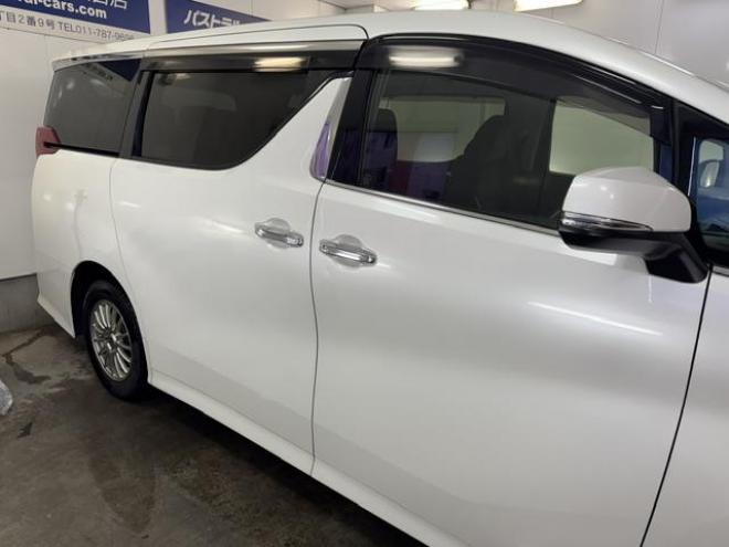 アルファード２．５Ｓ　Ｃパッケージ　本州仕入　寒冷地仕様　禁煙車　純正リアフリップダウンモニター　純正１８インチＡＷ　社外１６ＡＷ＋スタッドレスタイヤ付　両側パワースライドドア　パワーバックドア　純正エンジンスターター　前後ドラレコ 4WD 2500 5Dr