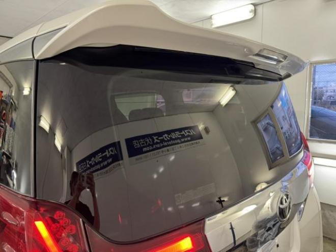 アルファード２．５Ｓ　Ｃパッケージ　本州仕入　寒冷地仕様　禁煙車　純正リアフリップダウンモニター　純正１８インチＡＷ　社外１６ＡＷ＋スタッドレスタイヤ付　両側パワースライドドア　パワーバックドア　純正エンジンスターター　前後ドラレコ 4WD 2500 5Dr