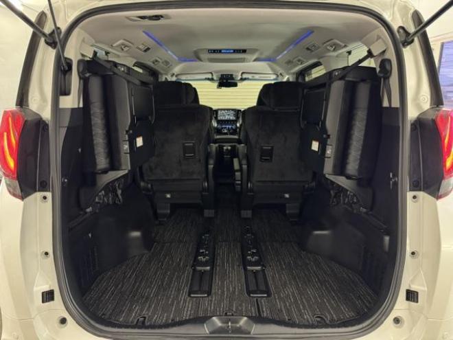アルファード２．５Ｓ　Ｃパッケージ　本州仕入　寒冷地仕様　禁煙車　純正リアフリップダウンモニター　純正１８インチＡＷ　社外１６ＡＷ＋スタッドレスタイヤ付　両側パワースライドドア　パワーバックドア　純正エンジンスターター　前後ドラレコ 4WD 2500 5Dr