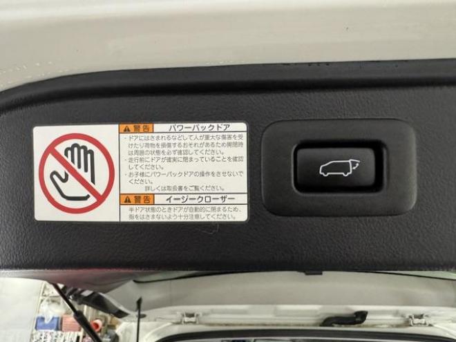 アルファード２．５Ｓ　Ｃパッケージ　本州仕入　寒冷地仕様　禁煙車　純正リアフリップダウンモニター　純正１８インチＡＷ　社外１６ＡＷ＋スタッドレスタイヤ付　両側パワースライドドア　パワーバックドア　純正エンジンスターター　前後ドラレコ 4WD 2500 5Dr