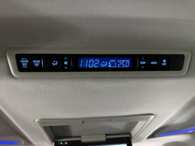 アルファード２．５Ｓ　Ｃパッケージ　本州仕入　寒冷地仕様　禁煙車　純正リアフリップダウンモニター　純正１８インチＡＷ　社外１６ＡＷ＋スタッドレスタイヤ付　両側パワースライドドア　パワーバックドア　純正エンジンスターター　前後ドラレコ 4WD 2500 5Dr