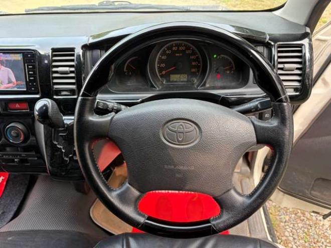 ハイエースバン2.5 DX スーパーロング ハイルーフ ディーゼルターボ 4WD　ハイルーフ4WD　ETC　リアヒーター社外16インチ社外ナビ地デジ　バックカメラ 2500