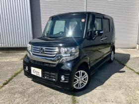 N-BOX　カスタム　GLパッケージ 4WD 660 ５Dr