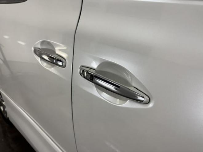 ヴェルファイア２．４Ｚ　プラチナセレクションⅡ　本州仕入　ワンオーナー　禁煙車　アルパイン製リアフリップダウンモニター　純正ナビ　フルセグ地デジ　ＤＶＤ再生　Ｂｌｕｅｔｏｏｔｈオーディオ　バックカメラ　両側パワースライドドア　パワーバックドア　ドライブレコーダー 4WD 2400 5Dr