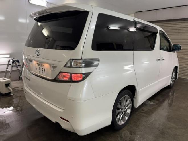 ヴェルファイア２．４Ｚ　プラチナセレクションⅡ　本州仕入　ワンオーナー　禁煙車　アルパイン製リアフリップダウンモニター　純正ナビ　フルセグ地デジ　ＤＶＤ再生　Ｂｌｕｅｔｏｏｔｈオーディオ　バックカメラ　両側パワースライドドア　パワーバックドア　ドライブレコーダー 4WD 2400 5Dr