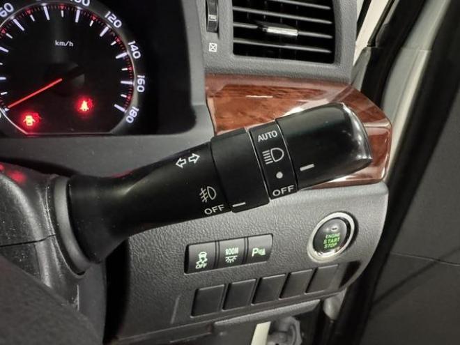 ヴェルファイア２．４Ｚ　プラチナセレクションⅡ　本州仕入　ワンオーナー　禁煙車　アルパイン製リアフリップダウンモニター　純正ナビ　フルセグ地デジ　ＤＶＤ再生　Ｂｌｕｅｔｏｏｔｈオーディオ　バックカメラ　両側パワースライドドア　パワーバックドア　ドライブレコーダー 4WD 2400 5Dr