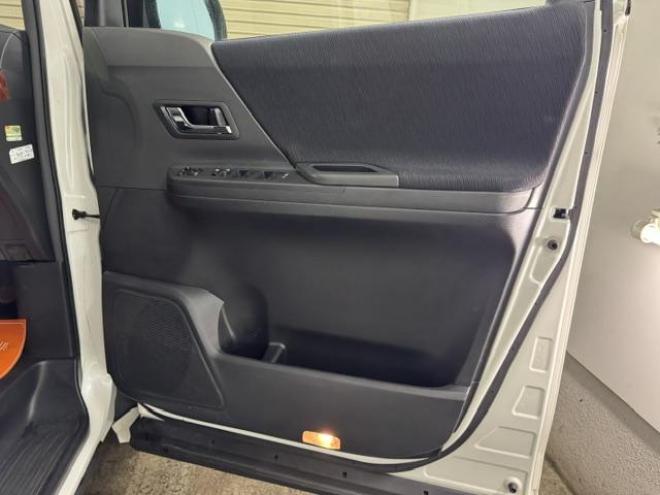 ヴェルファイア２．４Ｚ　プラチナセレクションⅡ　本州仕入　ワンオーナー　禁煙車　アルパイン製リアフリップダウンモニター　純正ナビ　フルセグ地デジ　ＤＶＤ再生　Ｂｌｕｅｔｏｏｔｈオーディオ　バックカメラ　両側パワースライドドア　パワーバックドア　ドライブレコーダー 4WD 2400 5Dr