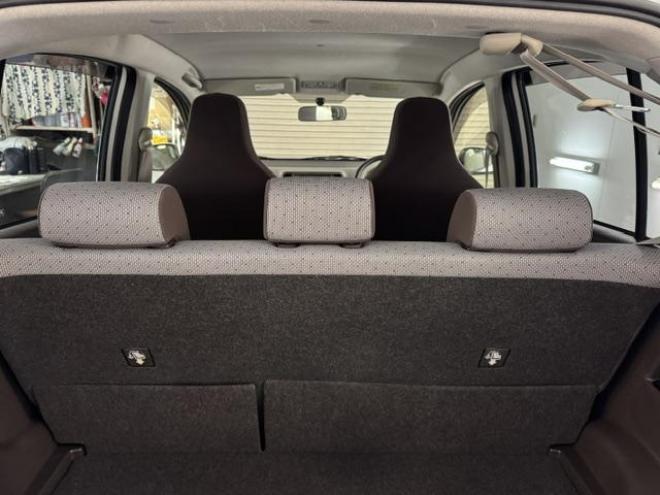 パッソ１．０Ｘ　禁煙車　寒冷地仕様　ベンチシート　エンジンスターター　社外１３インチＡＷ　社外１３ＡＷ＋スタッドレスタイヤ付　フロントガラス熱線　キーレスキー　純正ドアバイザー　タイミングチェーン車　電動格納ミラー 4WD 1000 5Dr