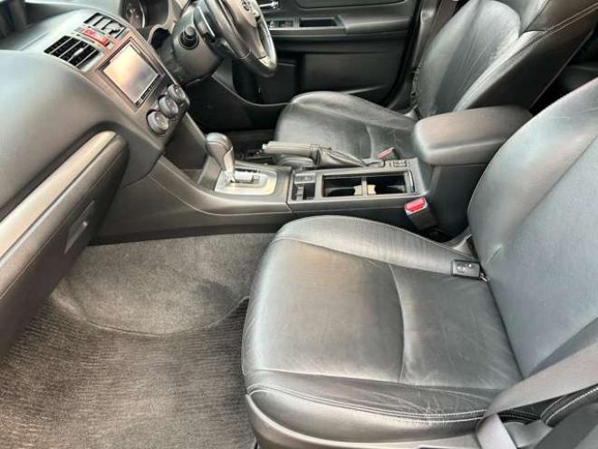 インプレッサスポーツ 2.0 i-S アイサイト 4WD　ナビTVバックモニター　シートヒーター　レーダークルーズコントロール　　パワーシート 2000