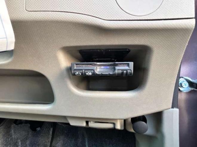 ムーヴL 4WD　ナビ　TV　ETC　ベンチシート 660