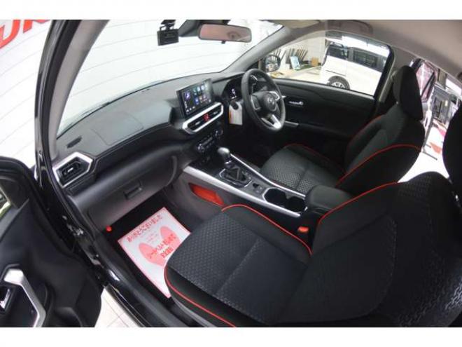 ライズ1.0 Z 4WD　ワンオーナー車トヨタセーフティセンス4WD全方位モニター付純正8インチディスプレイオーディオTVハイビームアシストLEDライトドラレコ前後アダプティブクルーズコントロールETCシートヒーター 1000