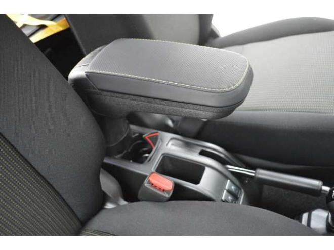 ジムニーXC 4WD　ワンオーナー車4WDターボセーフティサポート搭載アイドリングストップ横滑り防止装置クルーズコントロールハイビームアシストLEDライト8インチナビTVバックカメラETCシートヒーター 660
