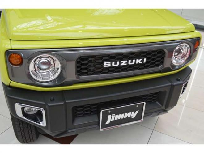 ジムニーXC 4WD　ワンオーナー車4WDターボセーフティサポート搭載アイドリングストップ横滑り防止装置クルーズコントロールハイビームアシストLEDライト8インチナビTVバックカメラETCシートヒーター 660