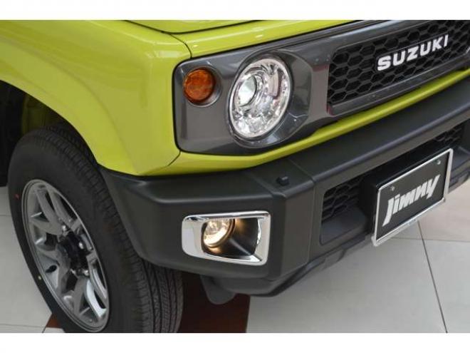 ジムニーXC 4WD　ワンオーナー車4WDターボセーフティサポート搭載アイドリングストップ横滑り防止装置クルーズコントロールハイビームアシストLEDライト8インチナビTVバックカメラETCシートヒーター 660