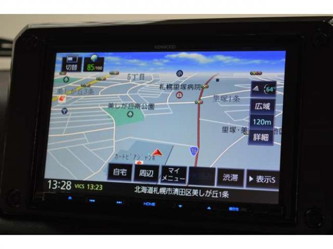 ジムニーXC 4WD　ワンオーナー車4WDターボセーフティサポート搭載アイドリングストップ横滑り防止装置クルーズコントロールハイビームアシストLEDライト8インチナビTVバックカメラETCシートヒーター 660